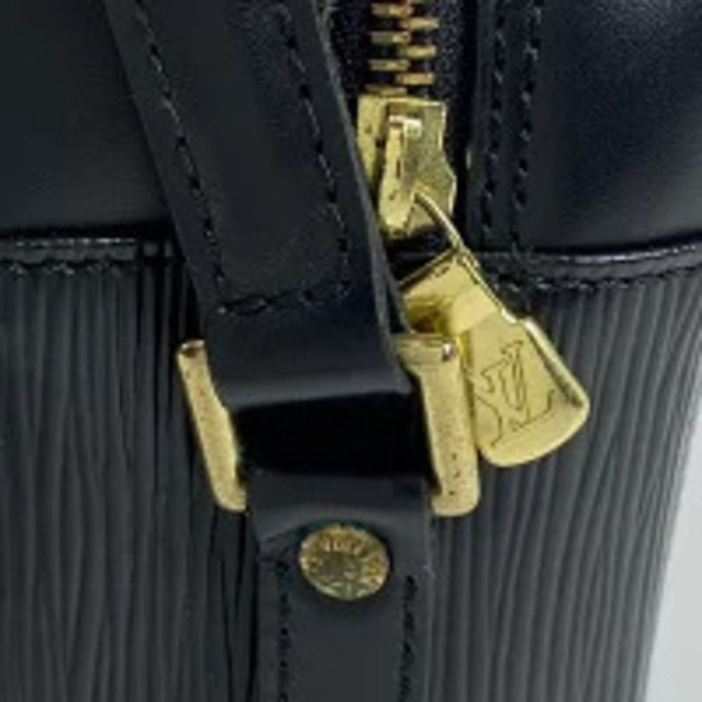 Louis Vuitton Leather Epi Noir Black Trocadero Bag Shoulder Crossbody Black